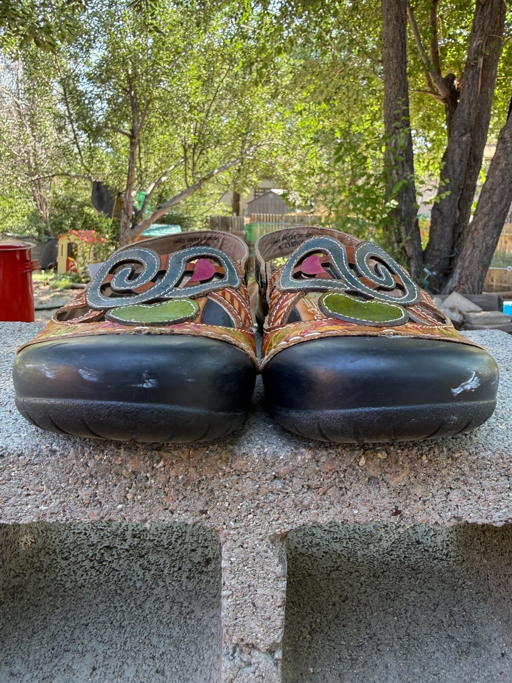L'Artiste by Spring Step Bombay slingback clogs hand-painted leather cutouts - Picture 8 of 8
